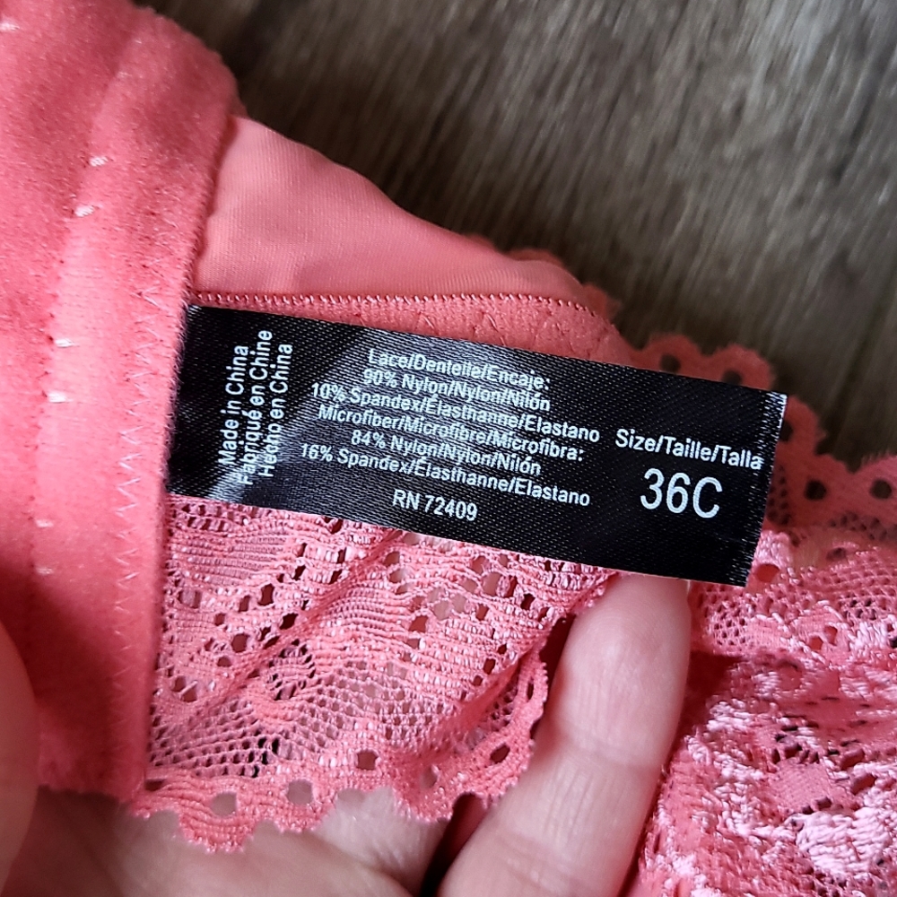 Lace bra - Picture 6 of 7